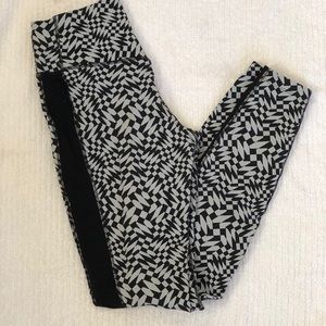 Geometric Nike Leggings